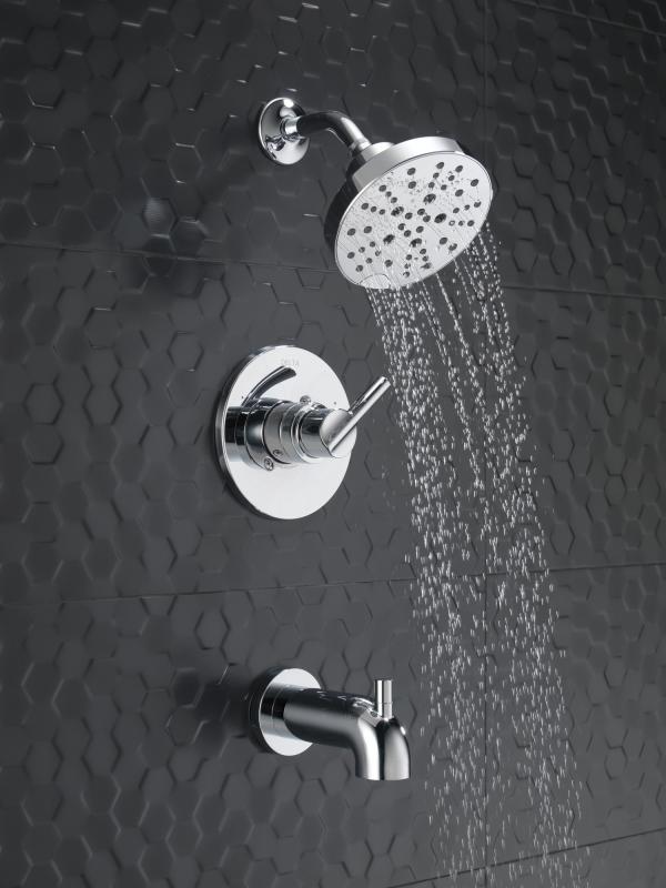 DELTA Nicoli Monitor 14 Series H2Okinetic Tub and Shower — Chrome