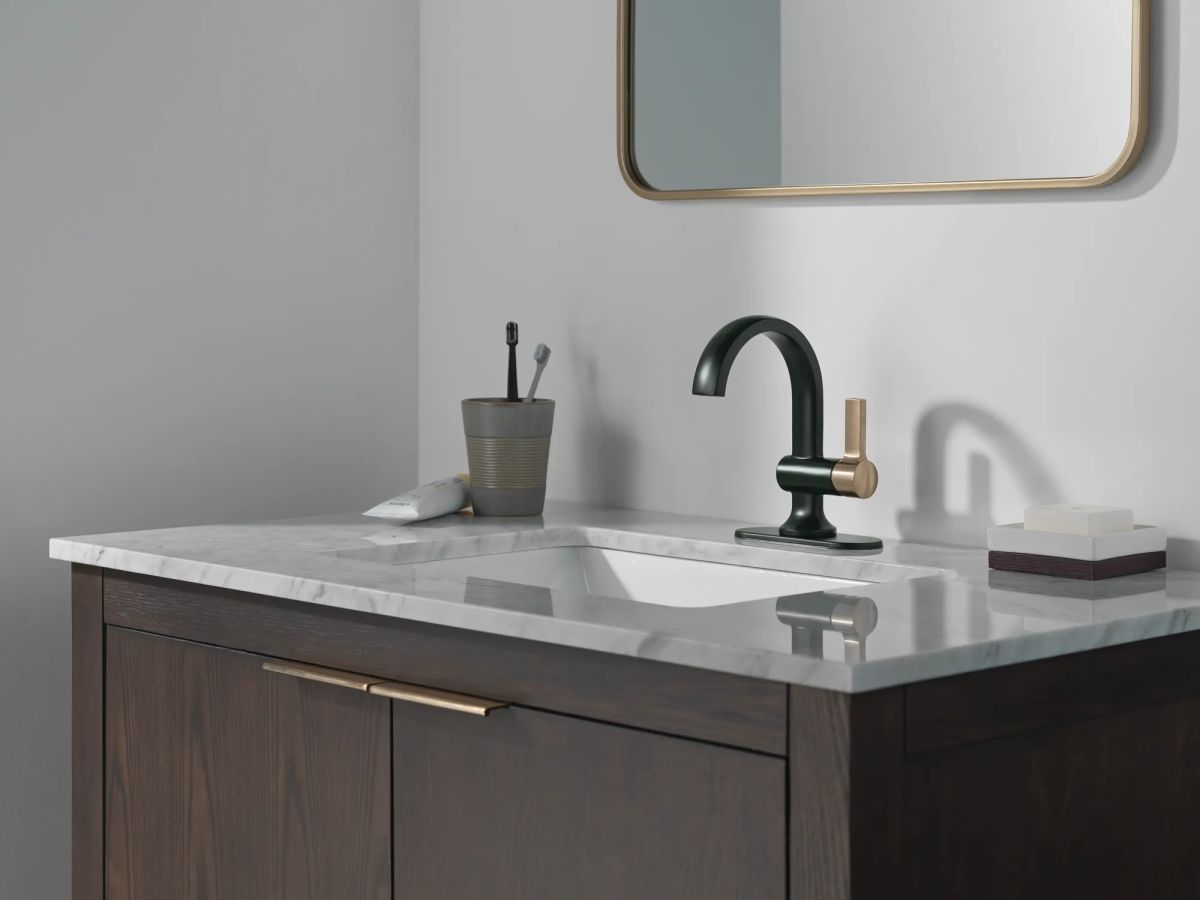 DELTA Albion  Single Handle Bathroom Faucet — Matte Black / Champagne Bronze