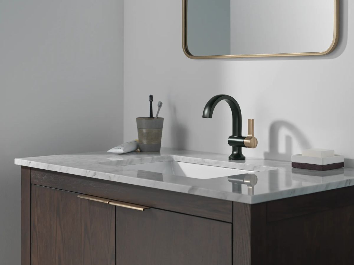 DELTA Albion  Single Handle Bathroom Faucet — Matte Black / Champagne Bronze