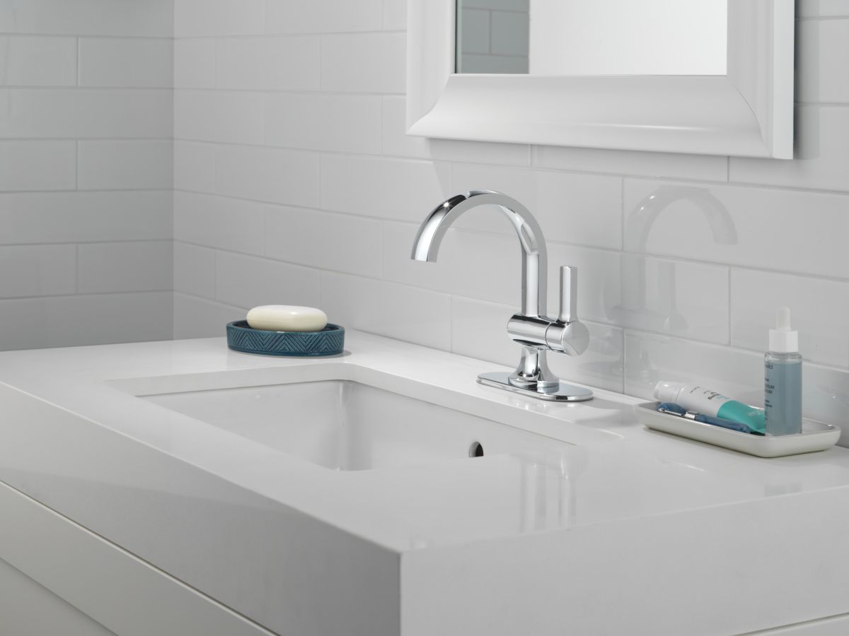 DELTA Albion  Single Handle Bathroom Faucet — Chrome