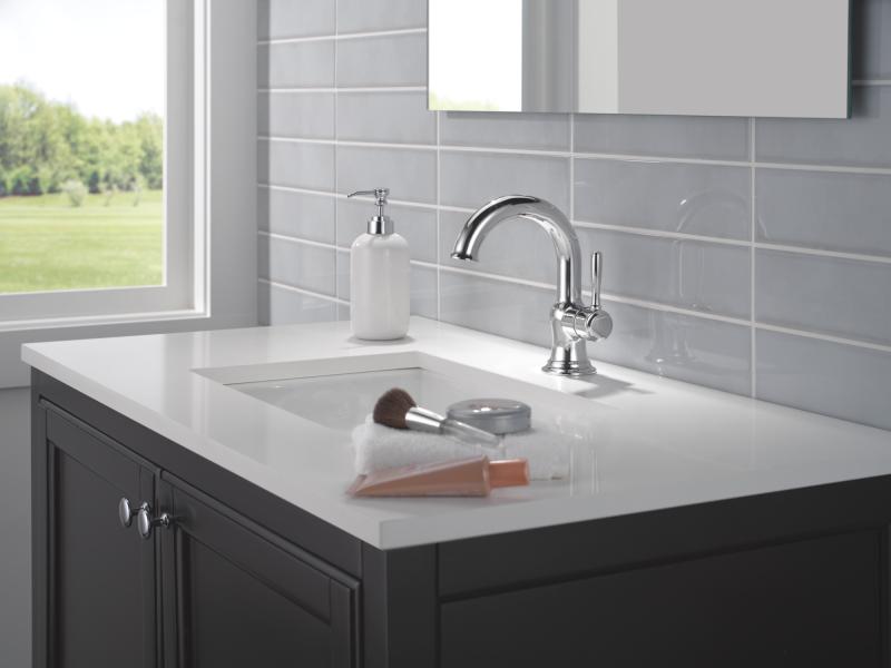DELTA Roe Single Handle Bathroom Faucet — Chrome