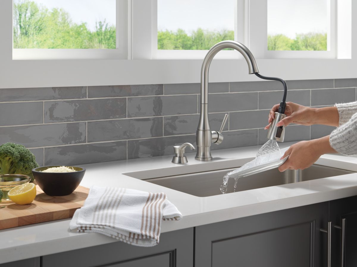 DELTA Hazelwood Single Handle Pull-Down Kitchen Faucet with Soap Dispenser and ShieldSpray Technology — Spotshield Stainless
