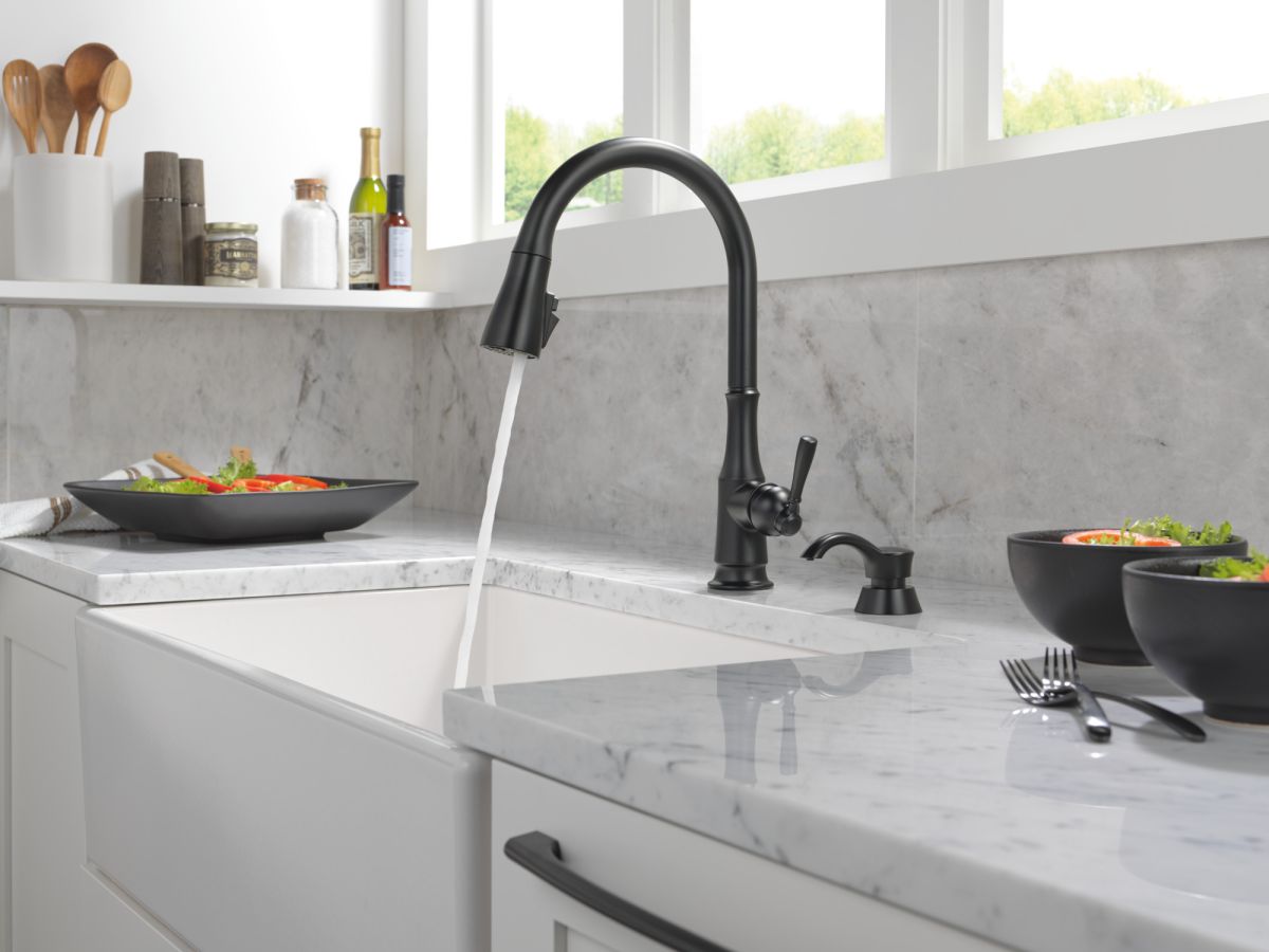DELTA Capertee Single Handle Pull-Down Kitchen Faucet with Soap Dispenser and ShieldSpray Technology — Matte Black