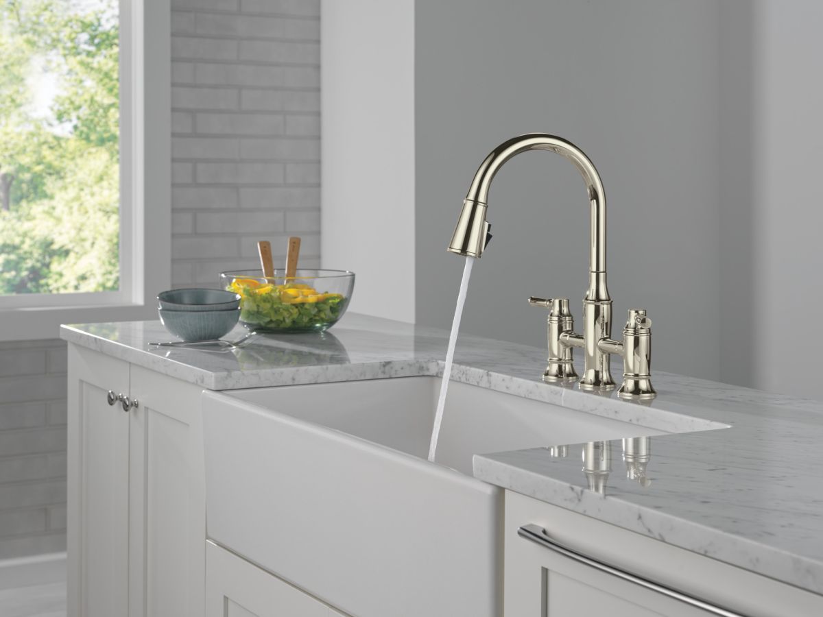 DELTA Renaldi Two Handle Pull-Down Bridge Kitchen Faucet — Lumicoat® Polished Nickel