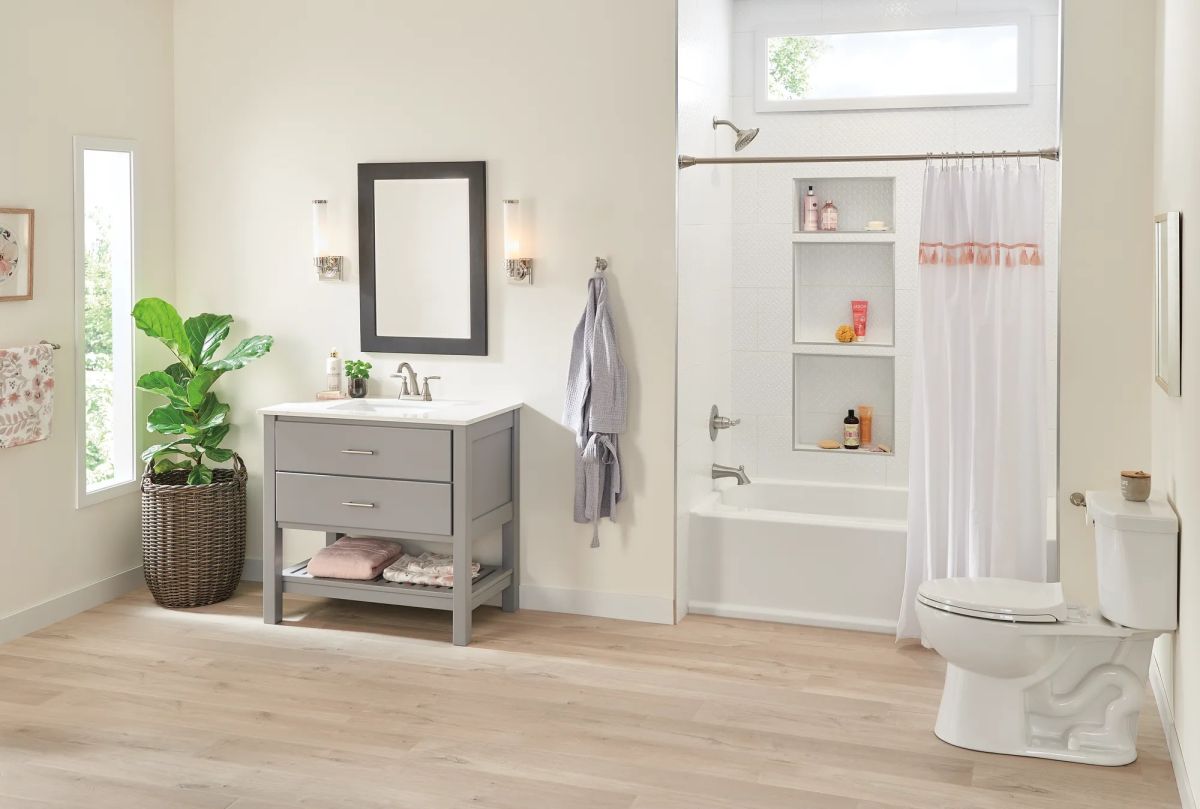 DELTA Woodhurst Tub/Shower Trim — Stainless