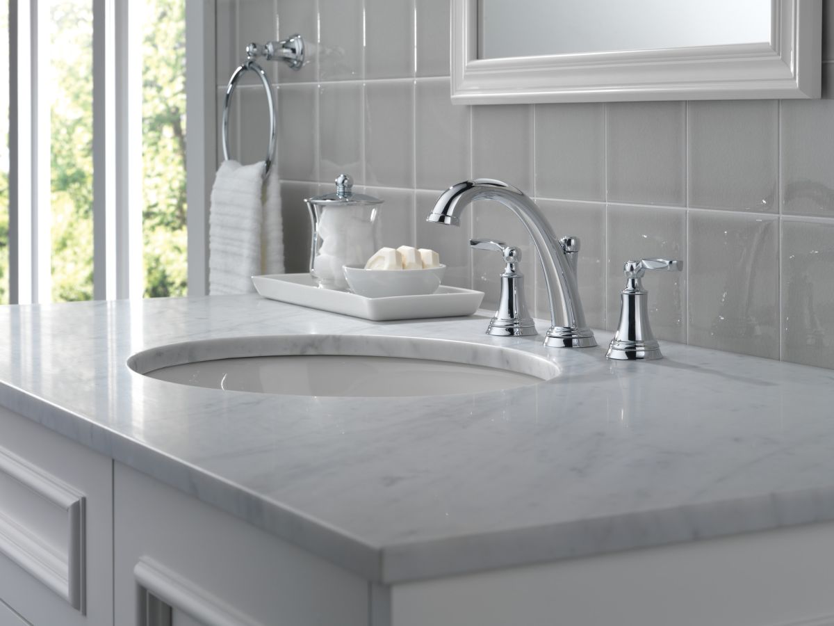 DELTA Woodhurst Two Handle Widespread Bathroom Faucet — Chrome
