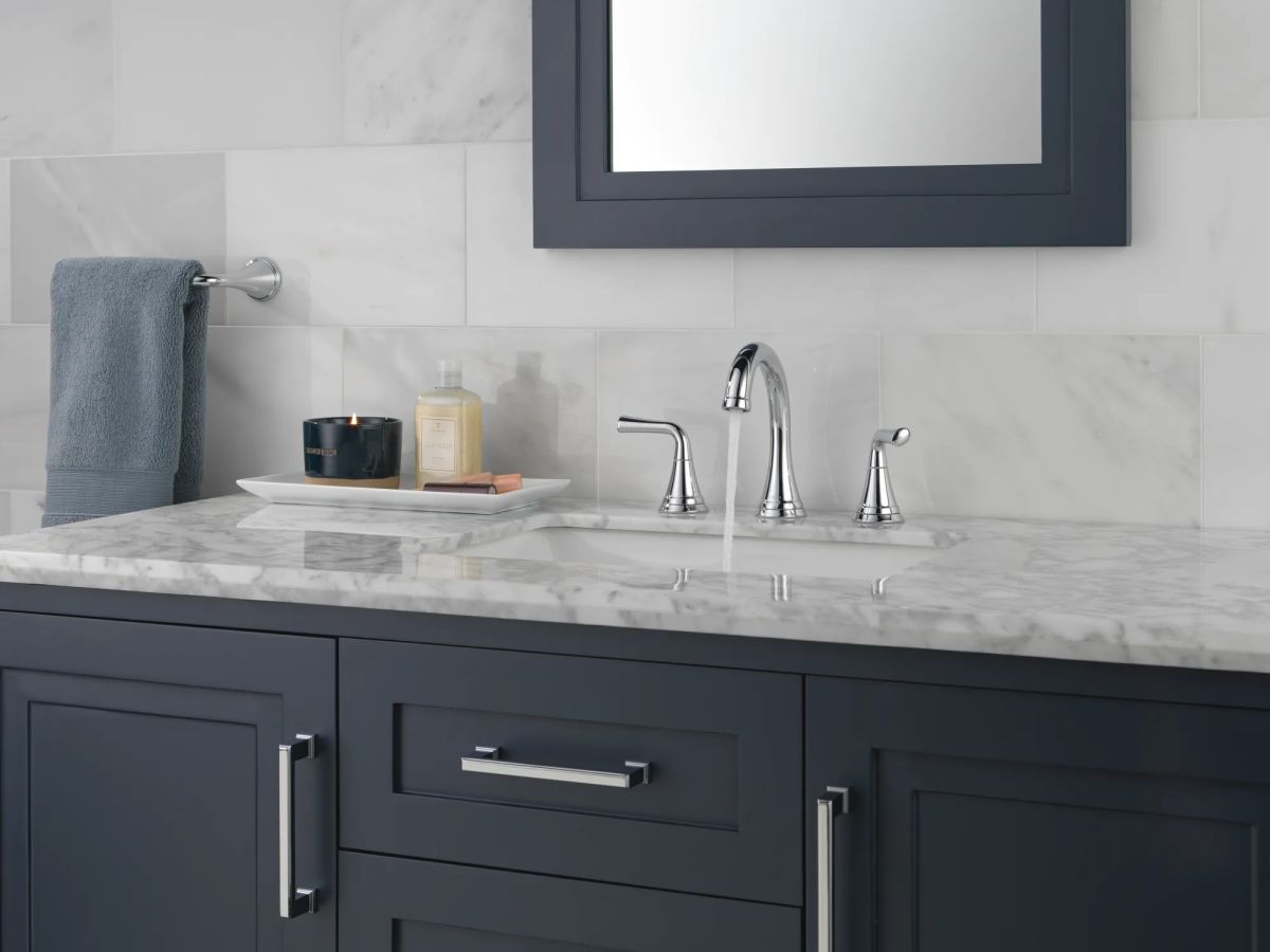 DELTA Kayra Two Handle Widespread Bathroom Faucet — Chrome