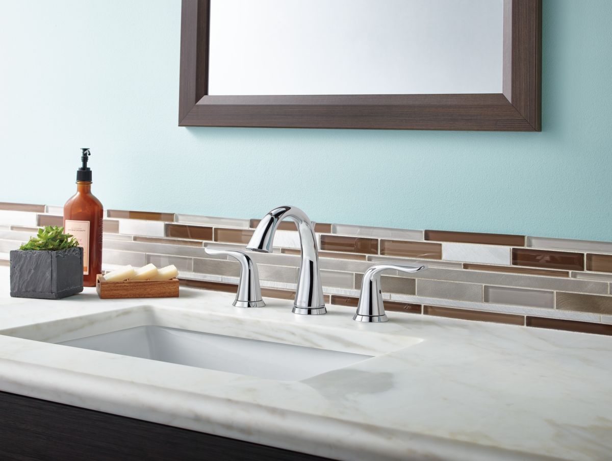 DELTA Lahara Two Handle Widespread Bathroom Faucet — Chrome