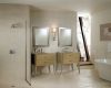 DELTA Vero 24" Towel Bar — Chrome