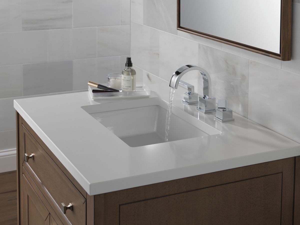 DELTA Vero Two Handle Widespread Bathroom Faucet — Chrome