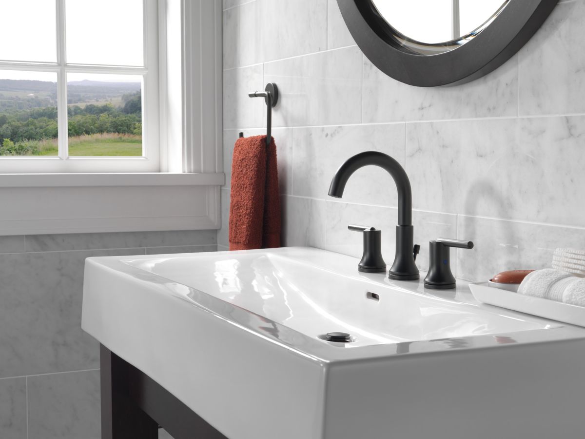 DELTA Trinsic Two Handle Widespread Bathroom Faucet — Matte Black