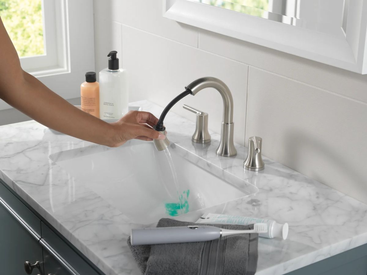 DELTA Trinsic Two Handle Widespread Pull Down Bathroom Faucet — Stainless
