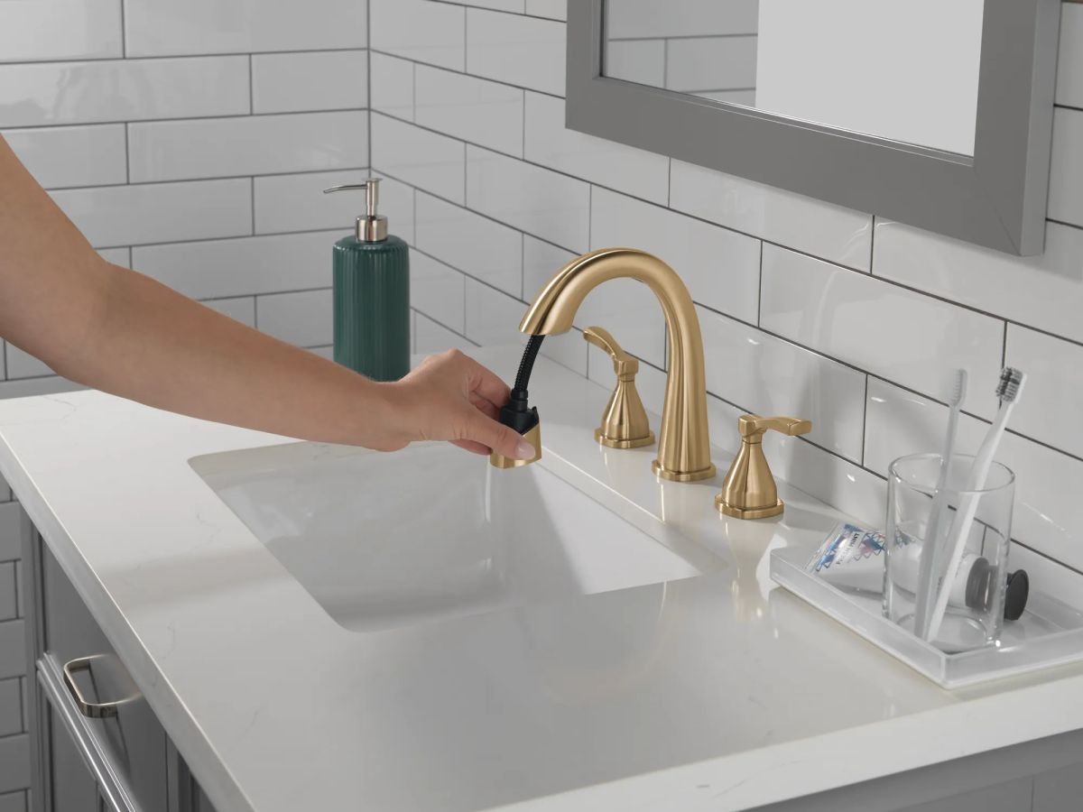 DELTA Stryke Two Handle Widespread Pull Down Bathroom Faucet — Lumicoat® Champagne Bronze