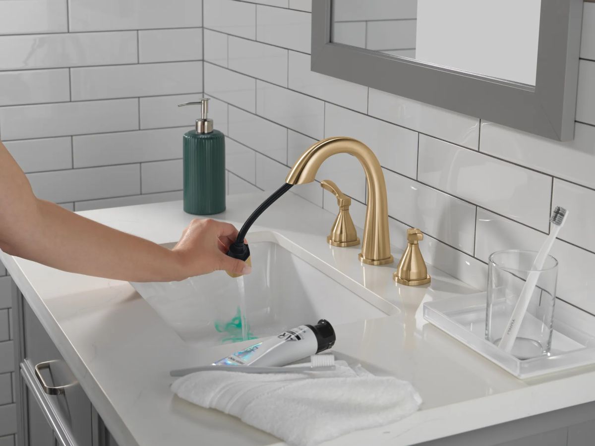 DELTA Stryke Two Handle Widespread Pull Down Bathroom Faucet — Lumicoat® Champagne Bronze