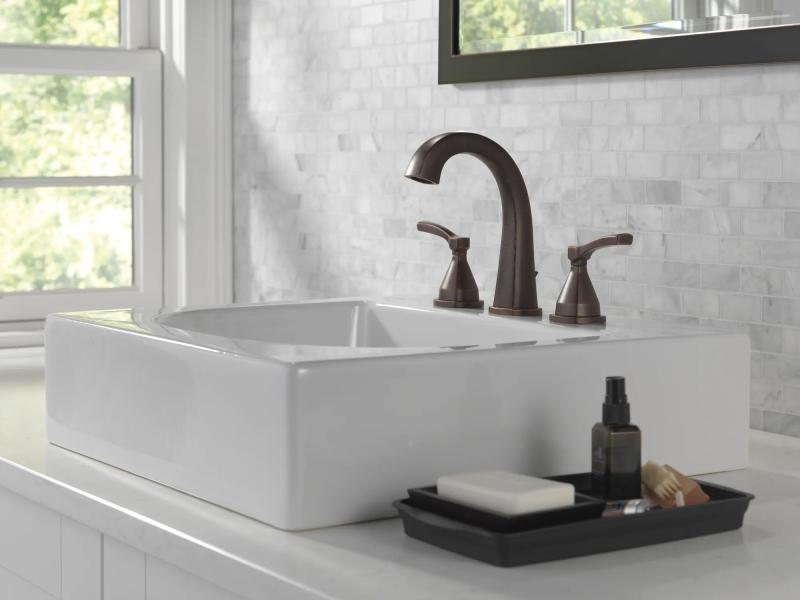 DELTA Stryke Widespread Faucet — Venetian Bronze