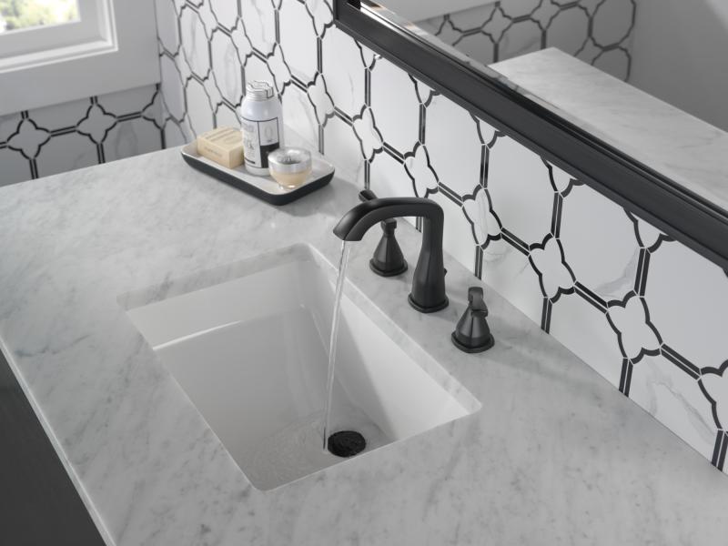 DELTA Stryke Widespread Faucet — Matte Black