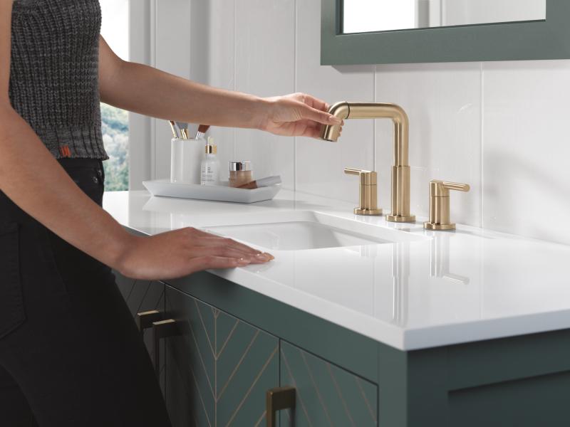 DELTA Nicoli Two Handle Widespread Pull-Down Bathroom Faucet — Champagne Bronze