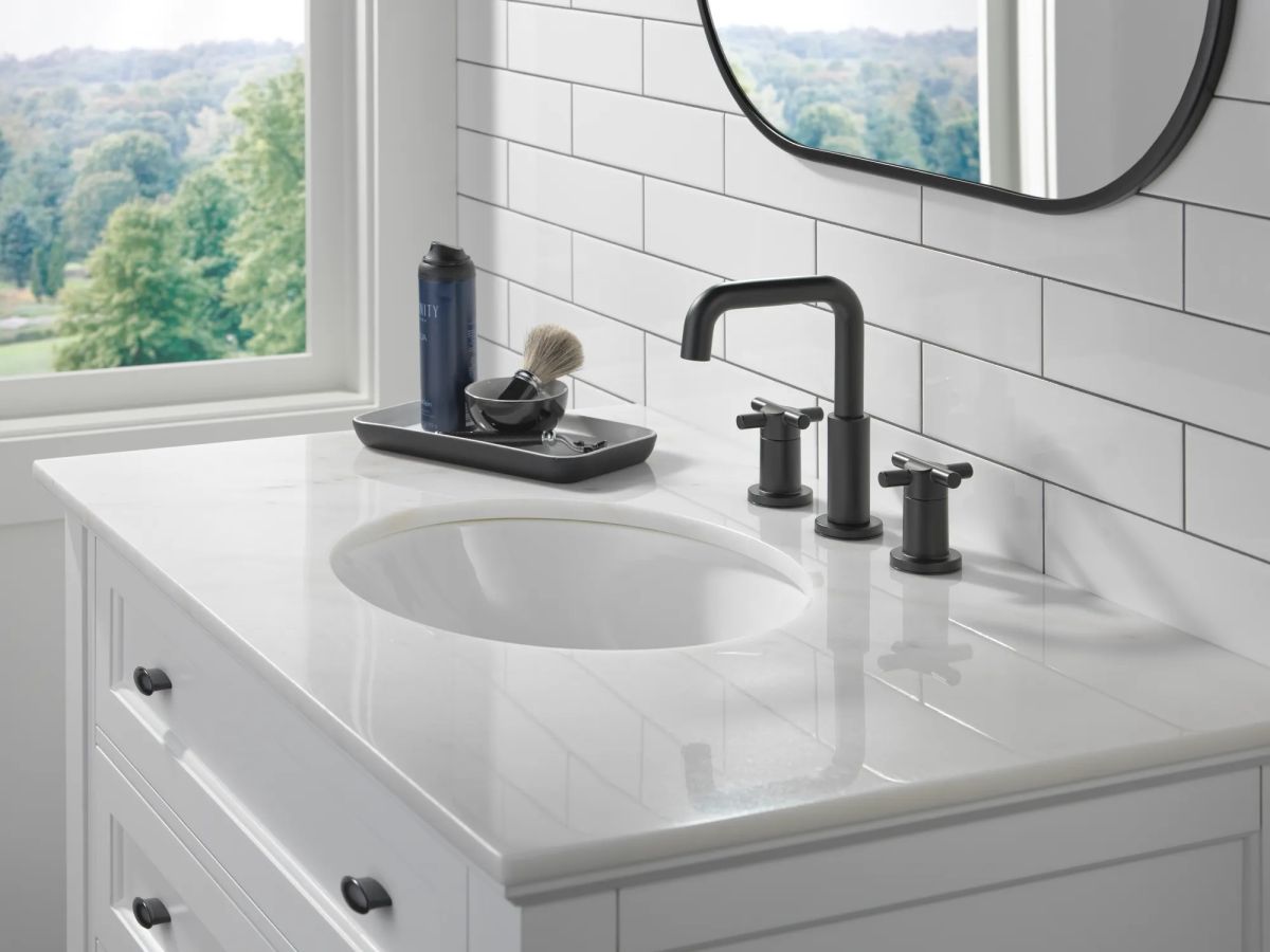 DELTA Nicoli Two Handle Widespread Bathroom Faucet — Matte Black