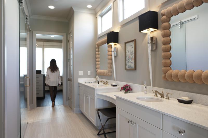 DELTA Cassidy Metal Lever Handle Set - Deck Mount Bathroom & Bidet — Champagne Bronze