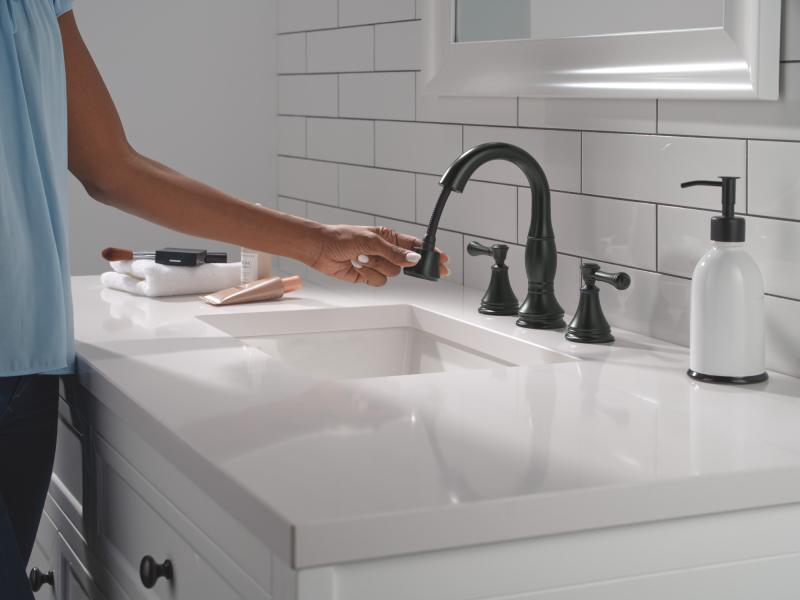 DELTA Cassidy Two Handle Widespread Pull Down Bathroom — Matte Black