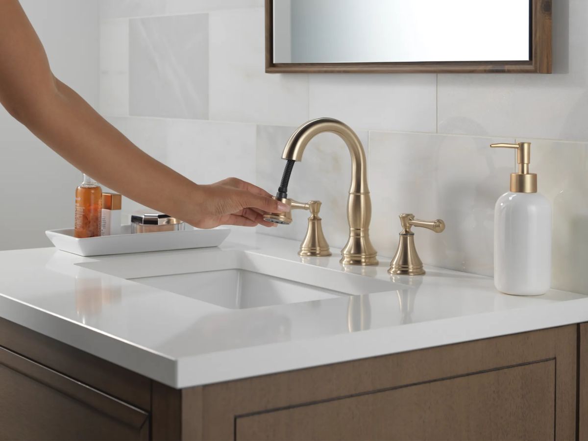 DELTA Cassidy Two Handle Widespread Pull Down Bathroom Faucet — Champagne Bronze