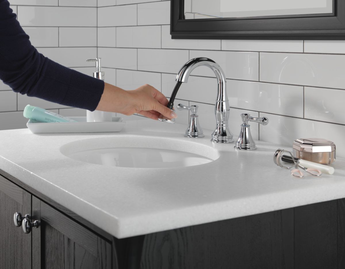 DELTA Cassidy Two Handle Widespread Pull-Down Bathroom Faucet — Chrome
