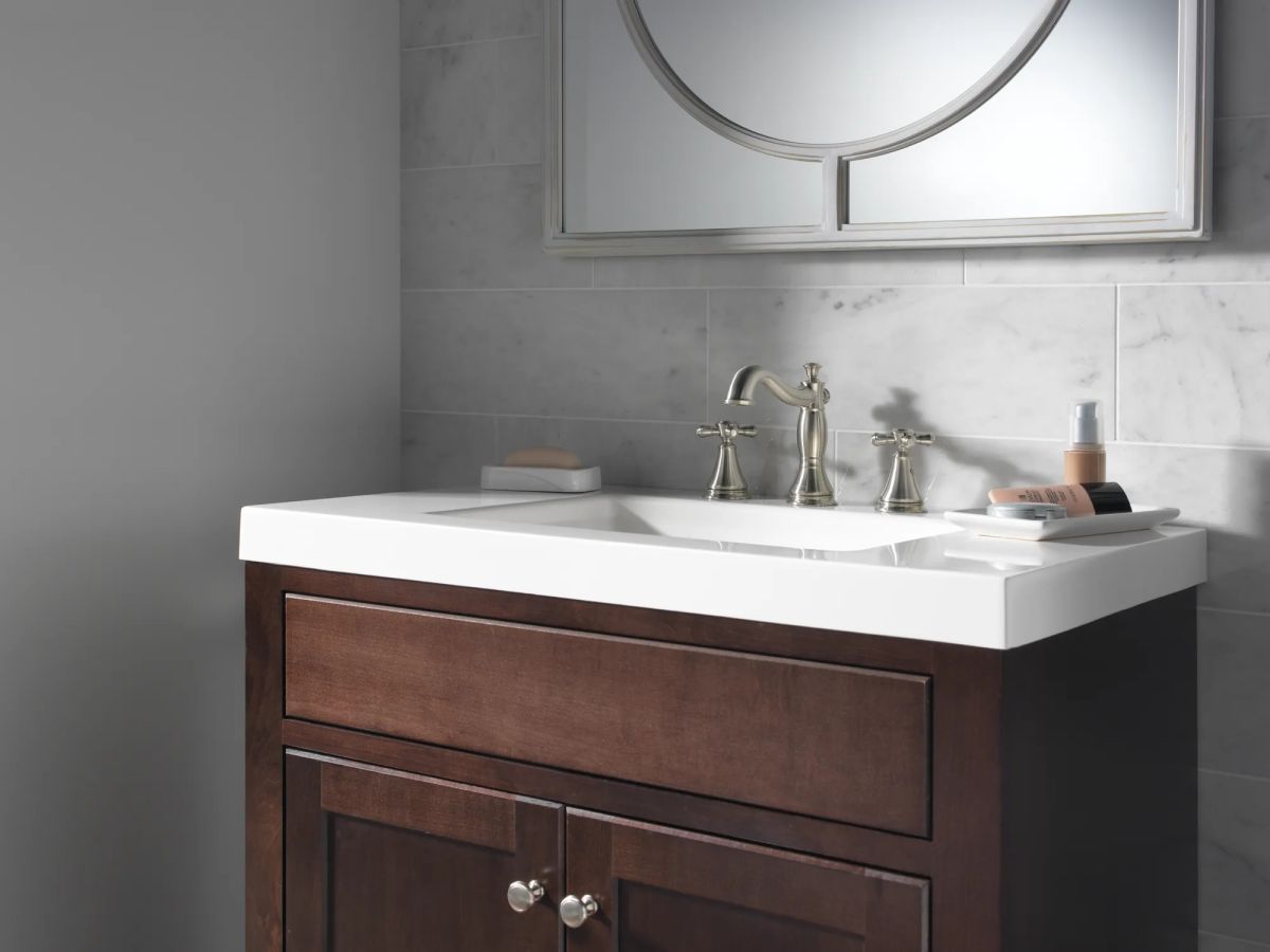 DELTA Cassidy Metal Cross Handle Set - Deck Mount Bathroom & Bidet — Stainless