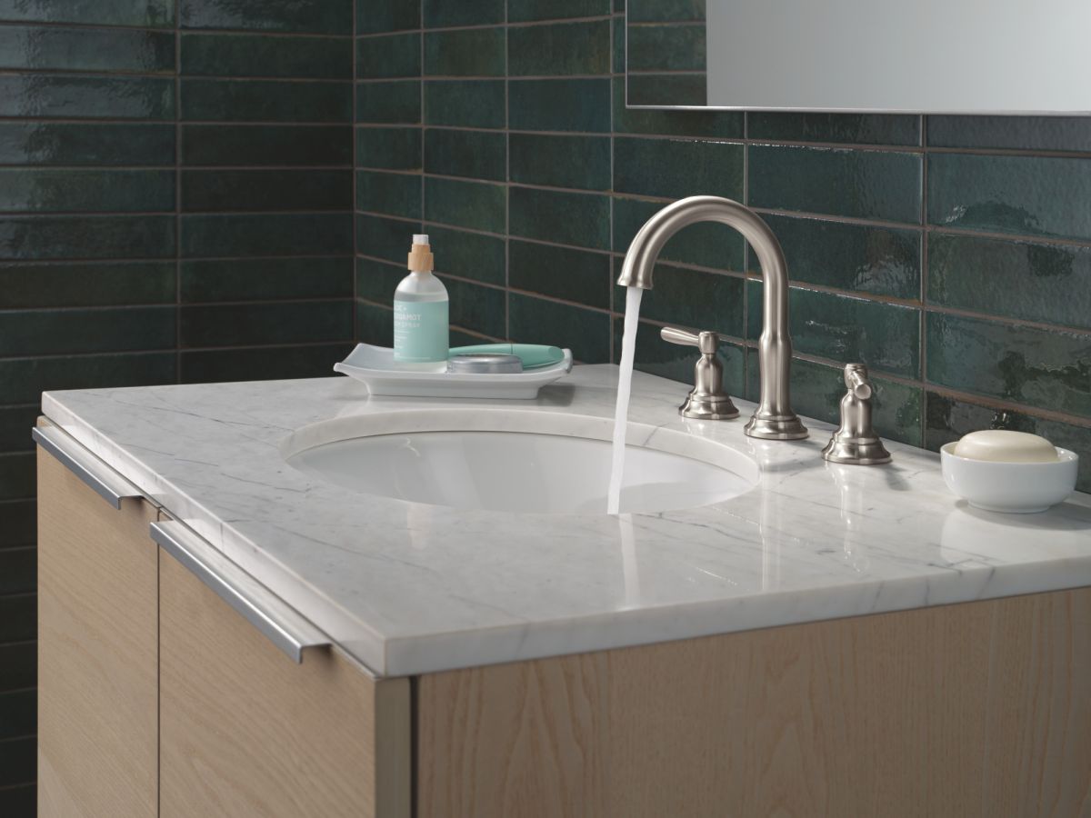 DELTA Roe Two Handle Widespread Bathroom Faucet — Stainless