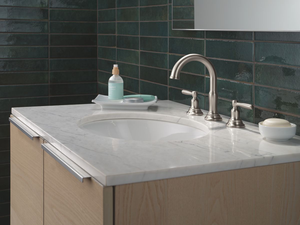 DELTA Roe Two Handle Widespread Bathroom Faucet — Stainless