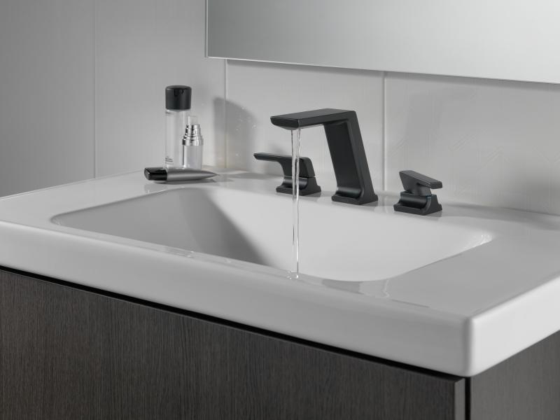 DELTA Pivotal Two Handle Widespread Bathroom Faucet — Matte Black