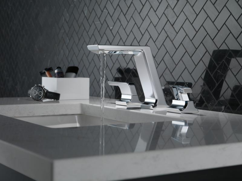 DELTA Pivotal Two Handle Widespread Bathroom Faucet — Lumicoat® Chrome