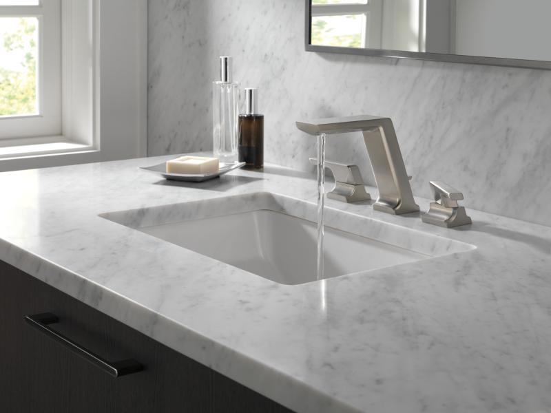 DELTA Pivotal Two Handle Widespread Bathroom Faucet — Lumicoat® Stainless