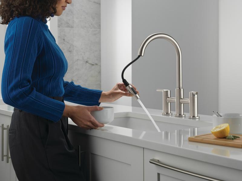 DELTA Nicoli Two Handle Pull-Down Bridge Kitchen Faucet — Stainless