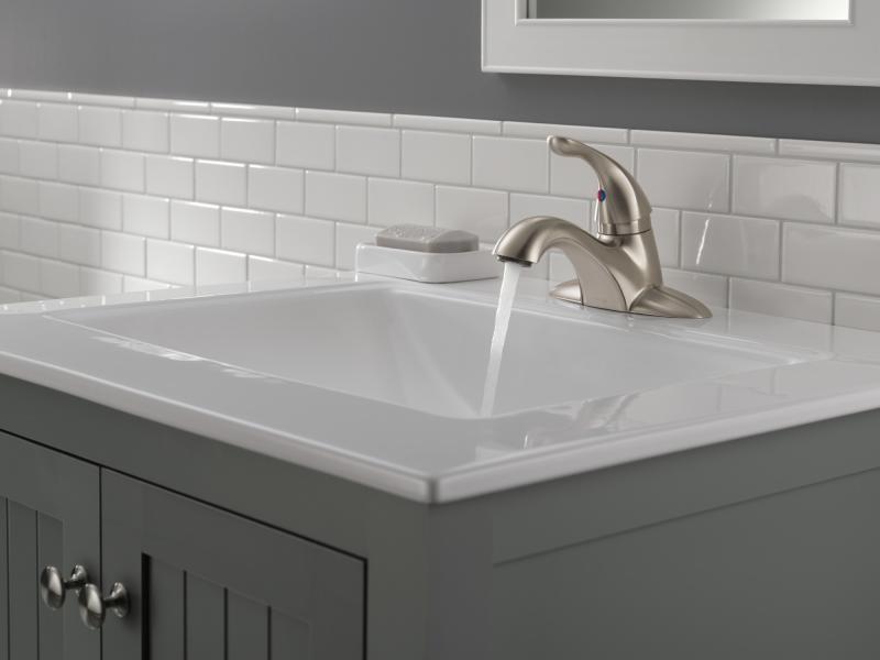 DELTA Classic Single Handle Centerset Bathroom Faucet — Stainless