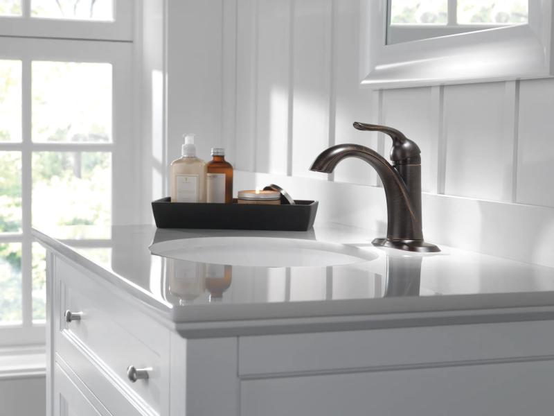 DELTA Lahara Single Handle Bathroom Faucet — Venetian Bronze