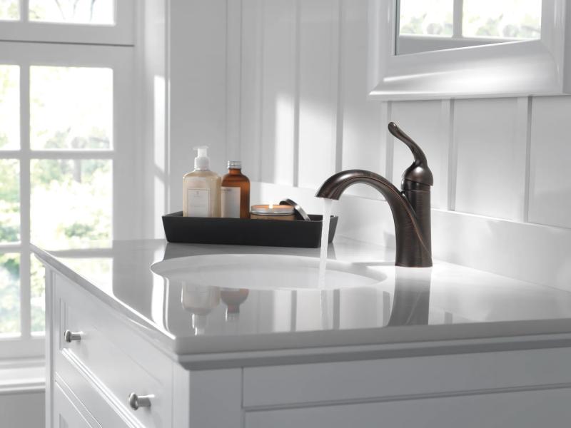 DELTA Lahara Single Handle Bathroom Faucet — Venetian Bronze