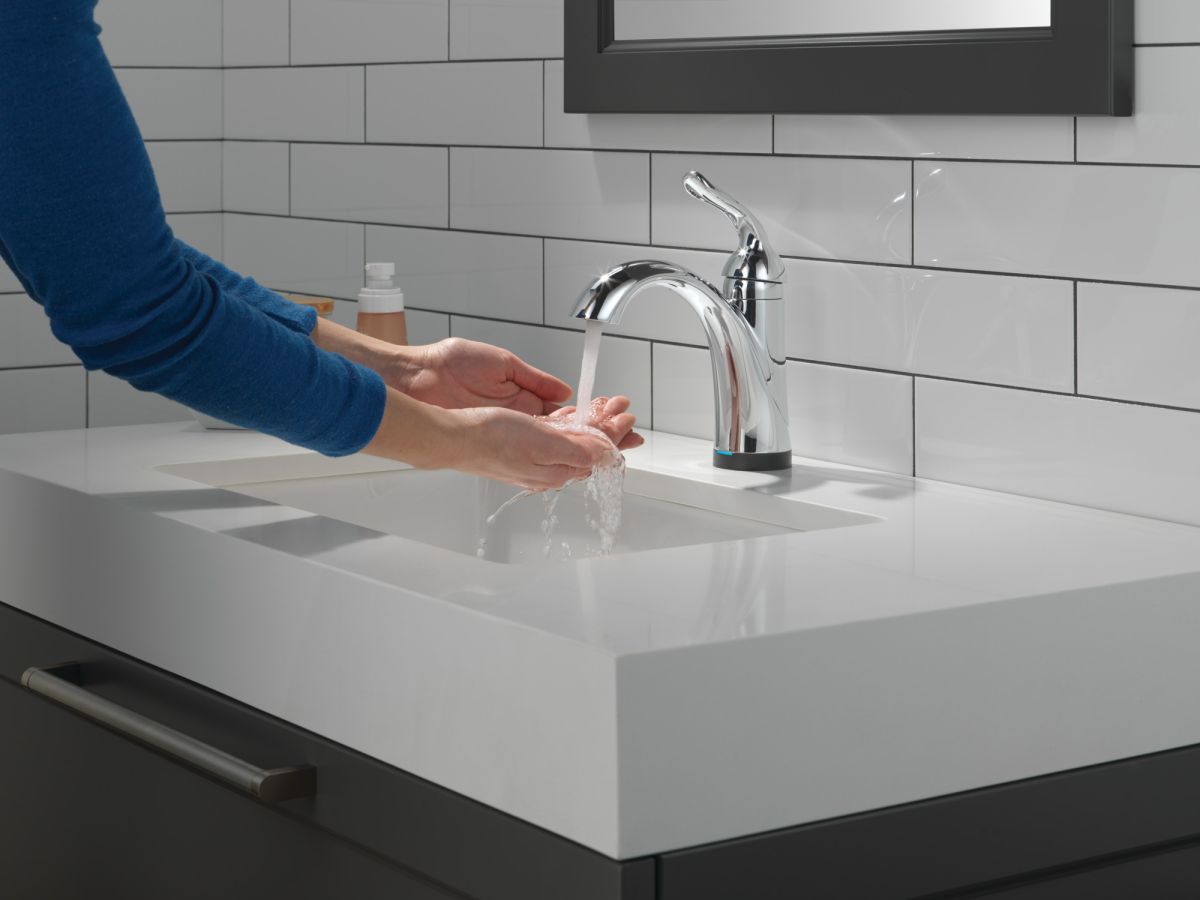 DELTA Lahara Touch2O Bathroom Faucet with Touchless Technology — Chrome