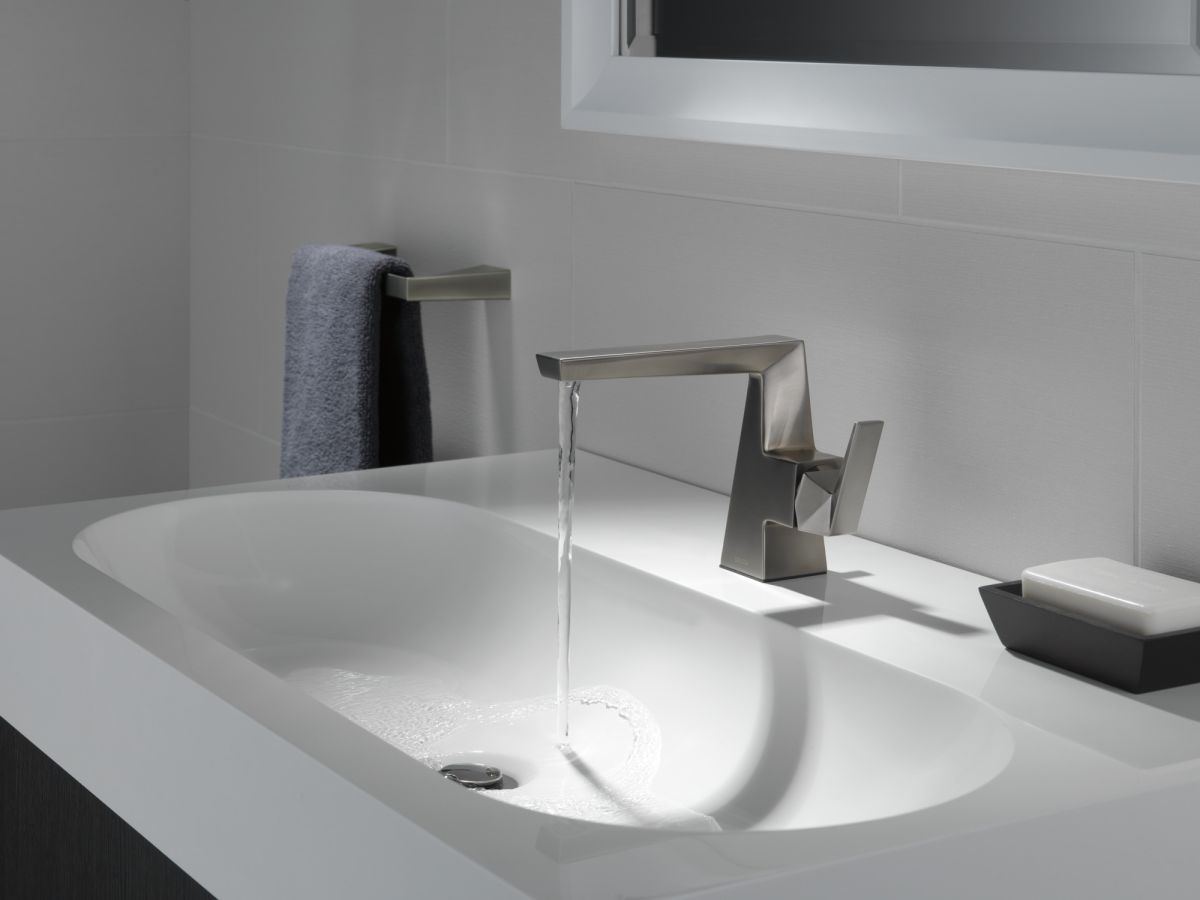 DELTA Trillian Single Handle Bathroom Faucet — Lumicoat® Black Stainless