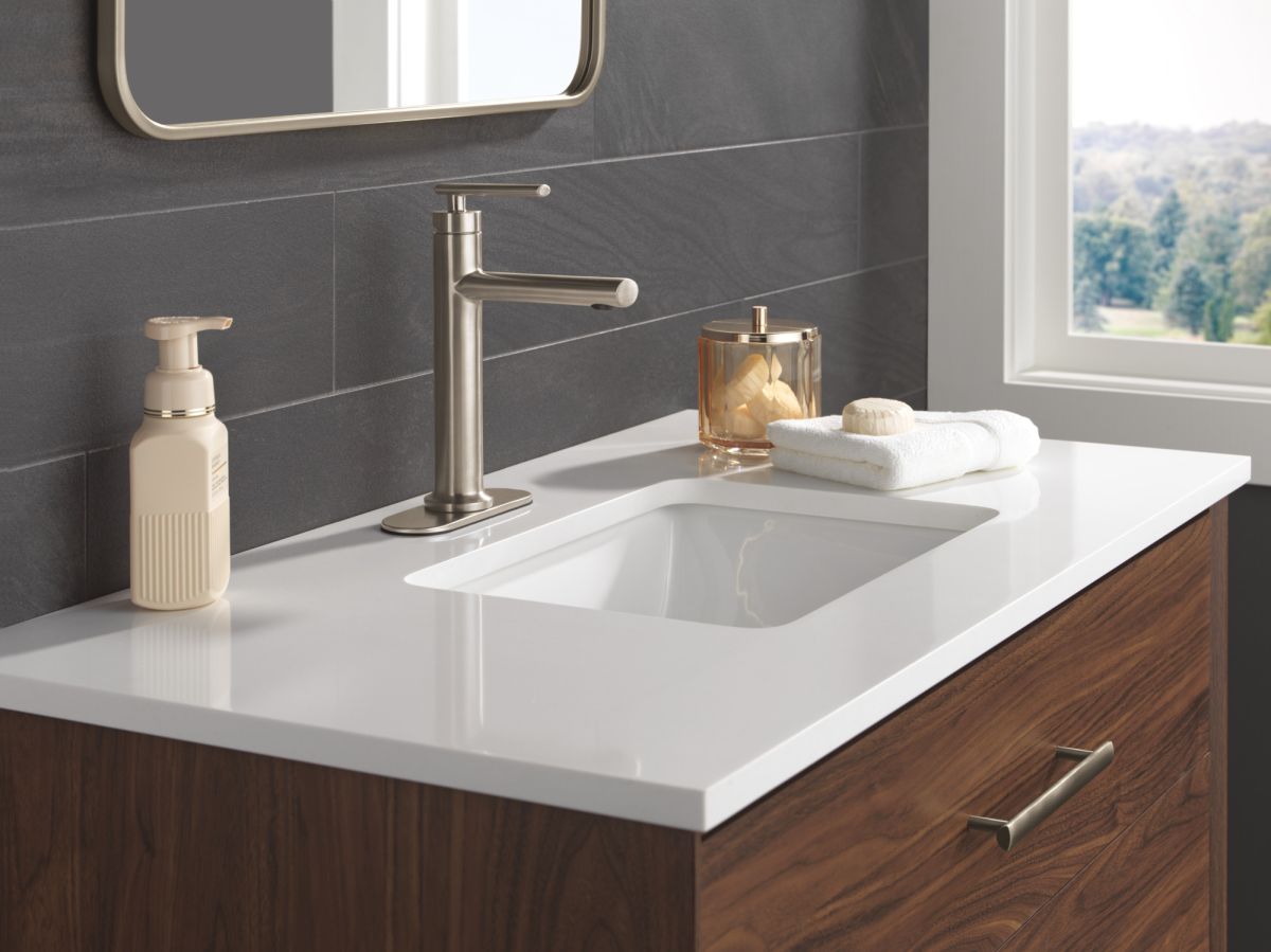 DELTA Altado Single Handle Bathroom Faucet — Stainless