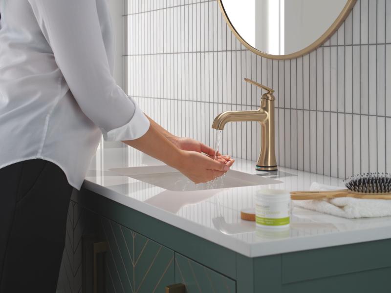 DELTA Bonacci Single Handle Bathroom Faucet with Touch20 with Touchless Technology — Lumicoat® Champagne Bronze