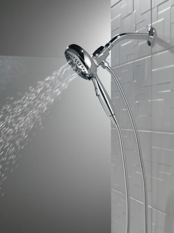 DELTA Universal Showering Components 7-Setting SureDock Magnetic Hand Shower — Chrome