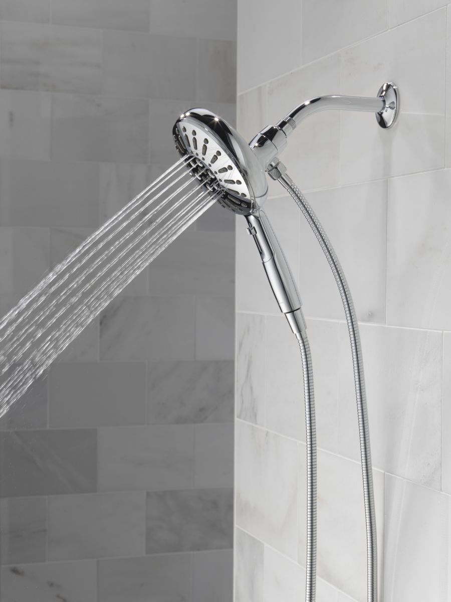 DELTA Universal Showering Components 7-Setting SureDock Magnetic Hand Shower — Lumicoat® Chrome