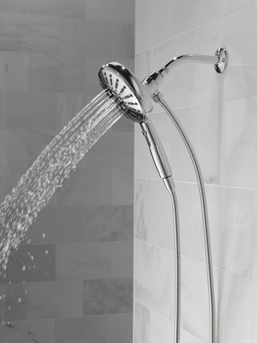 DELTA Universal Showering Components 7-Setting SureDock Magnetic Hand Shower — Lumicoat® Chrome