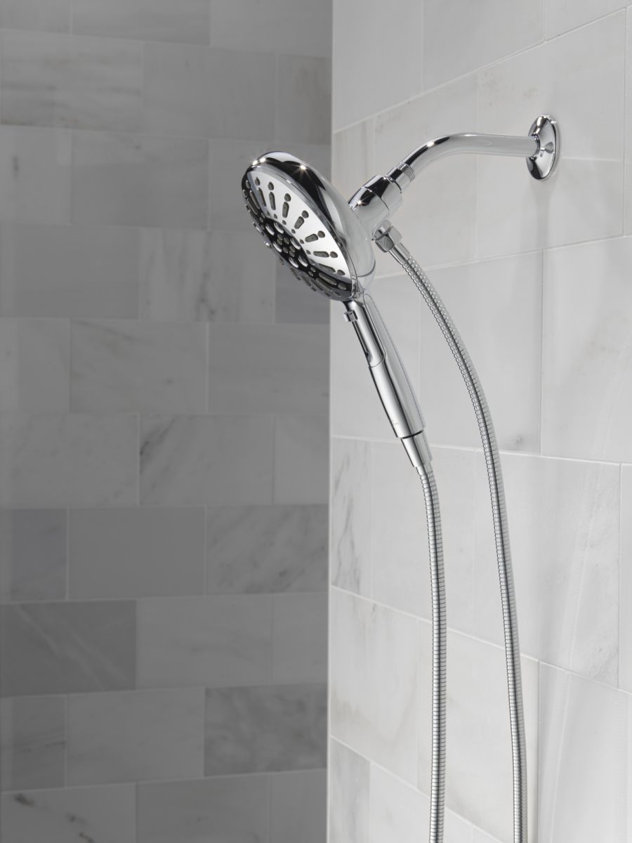 DELTA Universal Showering Components 7-Setting SureDock Magnetic Hand Shower — Lumicoat® Chrome