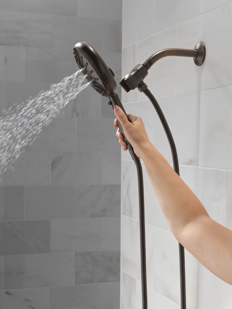 DELTA Universal Showering Components 7-Setting SureDock Magnetic Hand Shower — Venetian Bronze