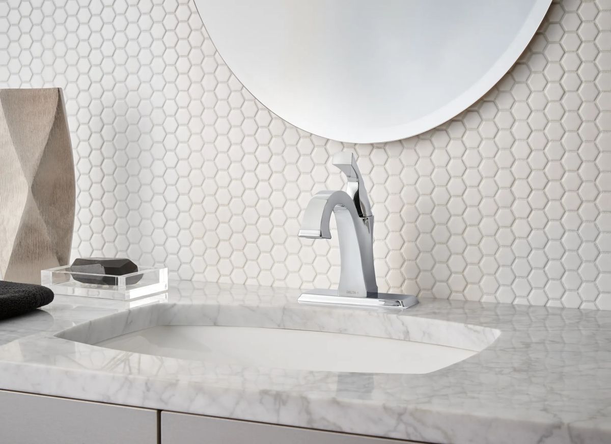 DELTA Dryden Single Handle Bathroom Faucet — Chrome