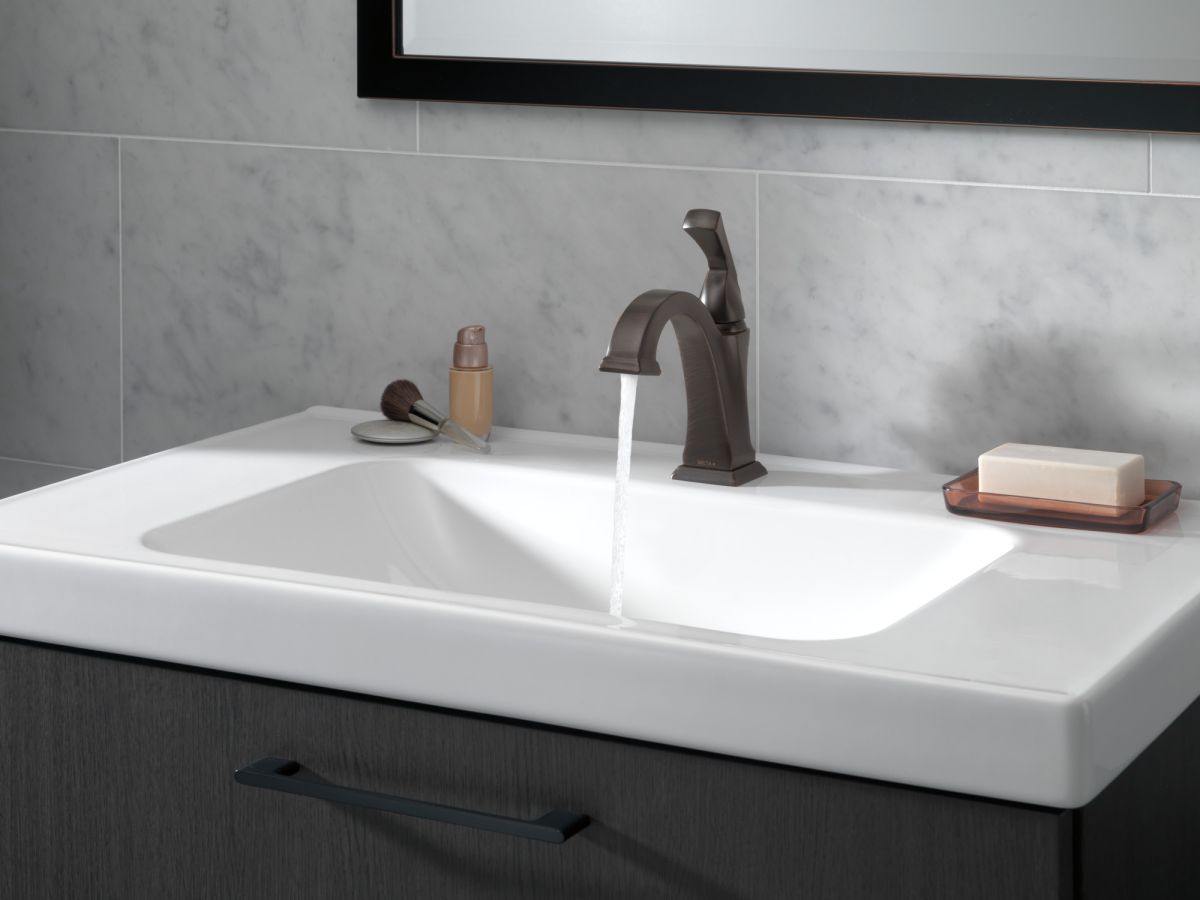 DELTA Dryden Single Handle Bathroom Faucet — Venetian Bronze