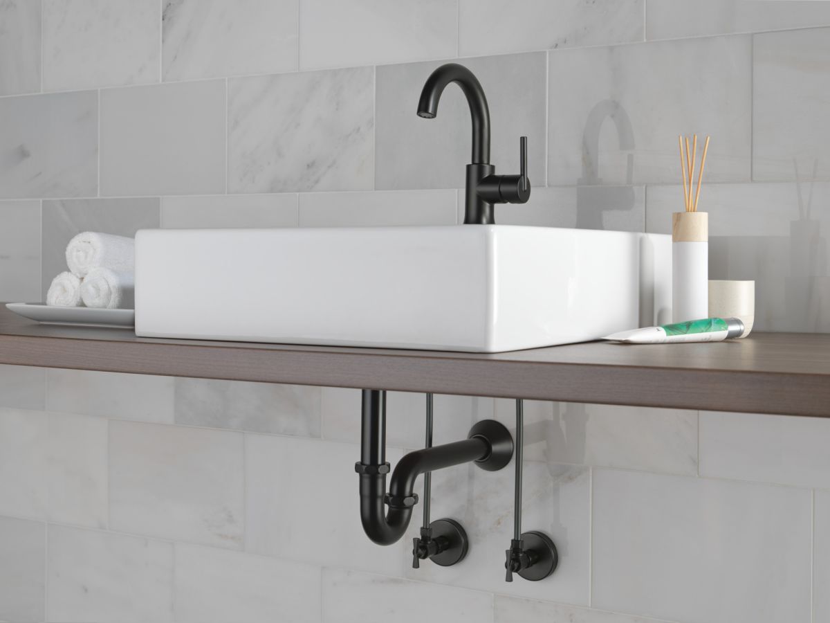 DELTA P-Trap — Matte Black