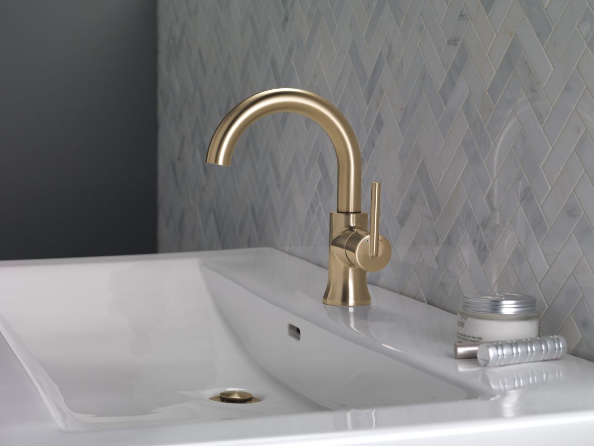 DELTA Trinsic Single Handle High-Arc Bathroom Faucet — Champagne Bronze