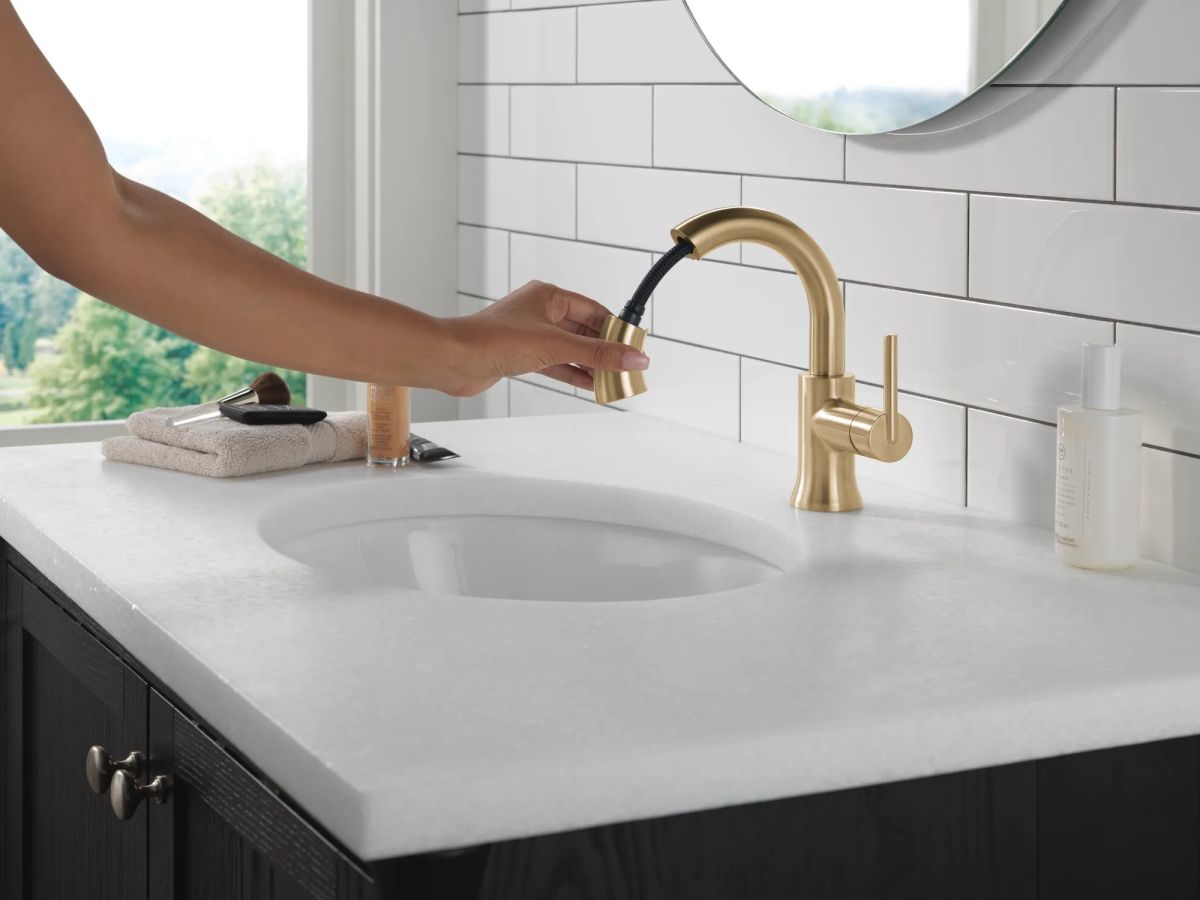 DELTA Trinsic Single Handle Pull Down Bathroom Faucet — Champagne Bronze